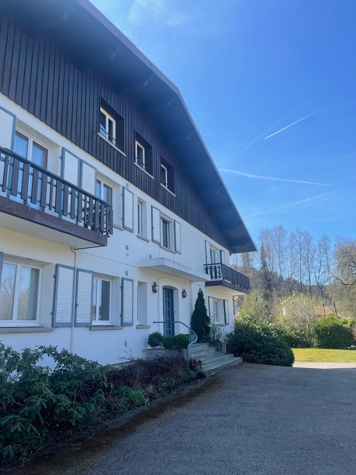 "Le Charme d'Antan" – sleeps 5 – 100 m from the lake